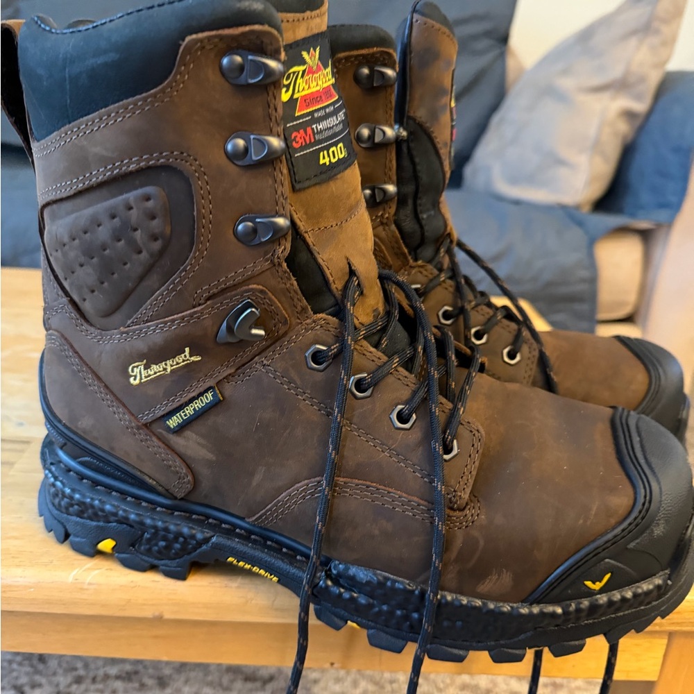 Thorogood insulated waterproof steel toe work boots